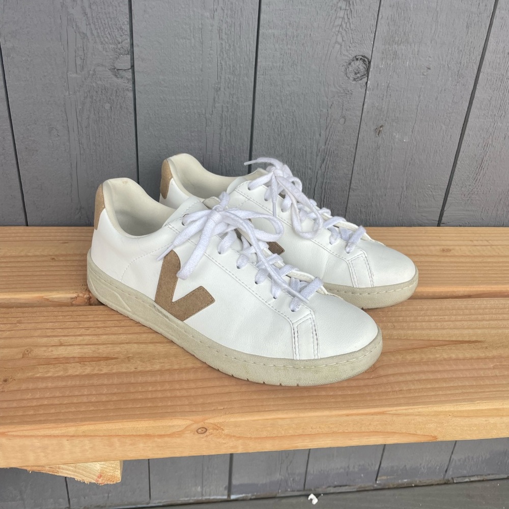 Veja sneakers - size 41